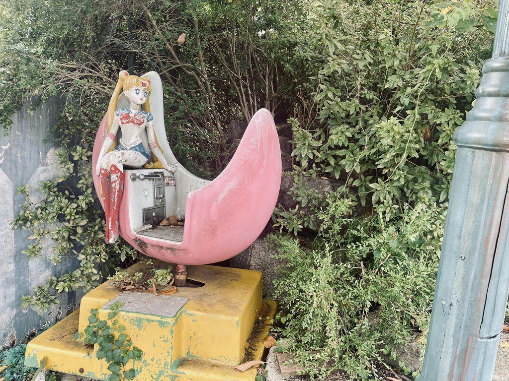 Abandoned Sailor Moon themed ride in Korea Abandoned Sailor Moon themed ride in Korea